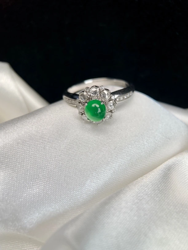 醒春 | 翡翠蛋面戒指 18k金