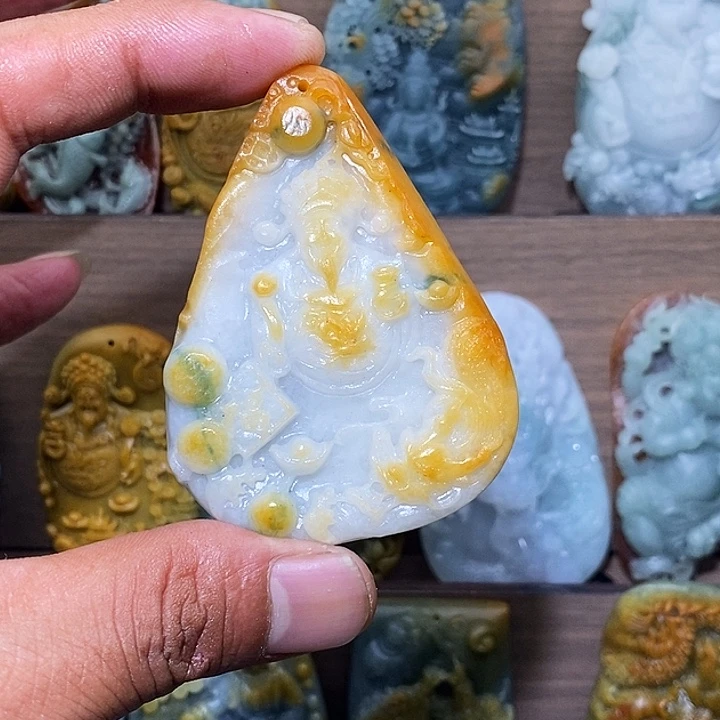 定制翡翠未镶嵌财神爷 抛光3天