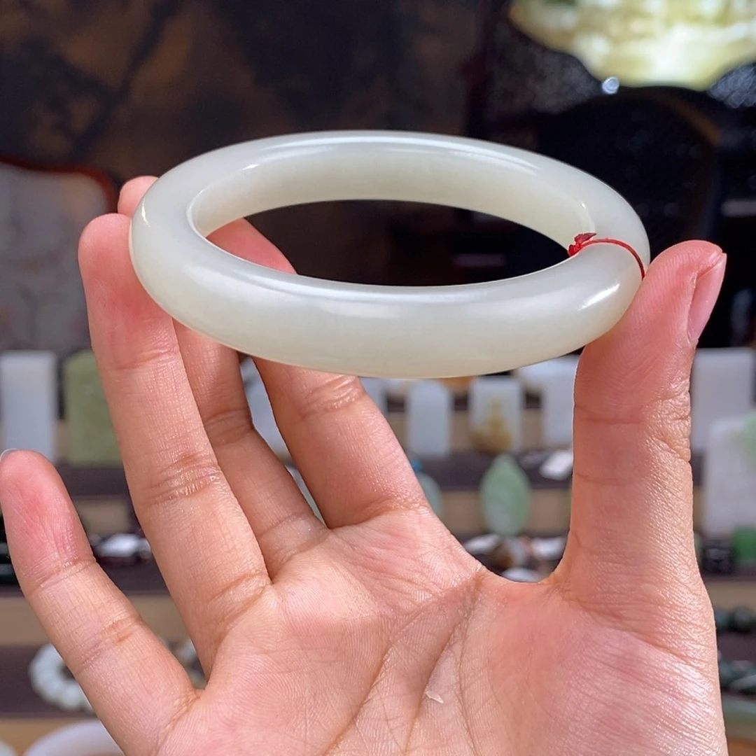 【闪购商品】和田玉手镯未镶嵌