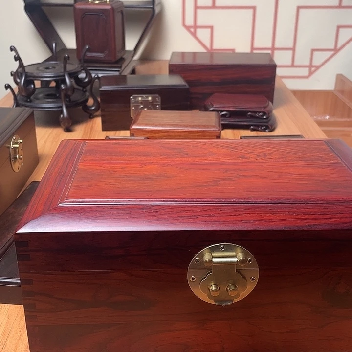 ರ****微凹黄檀（南美大红酸枝）大盒