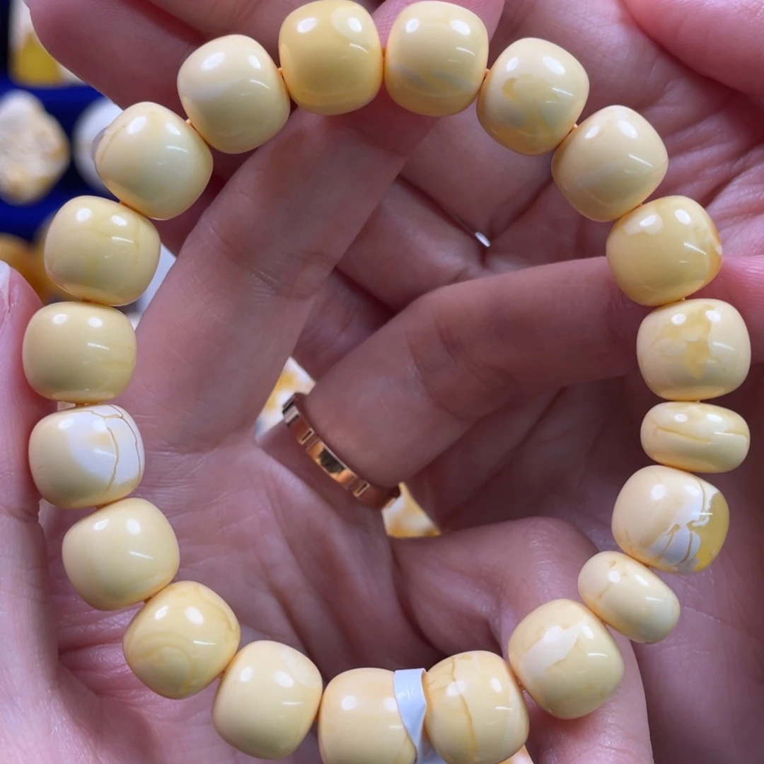 琥珀未镶嵌裸石琥珀蜜蜡