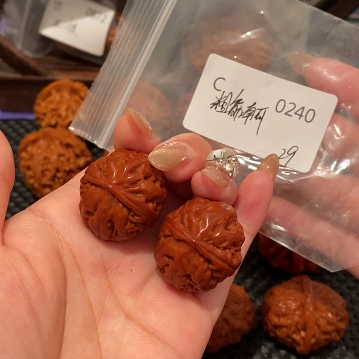致***己文玩核桃把件精品