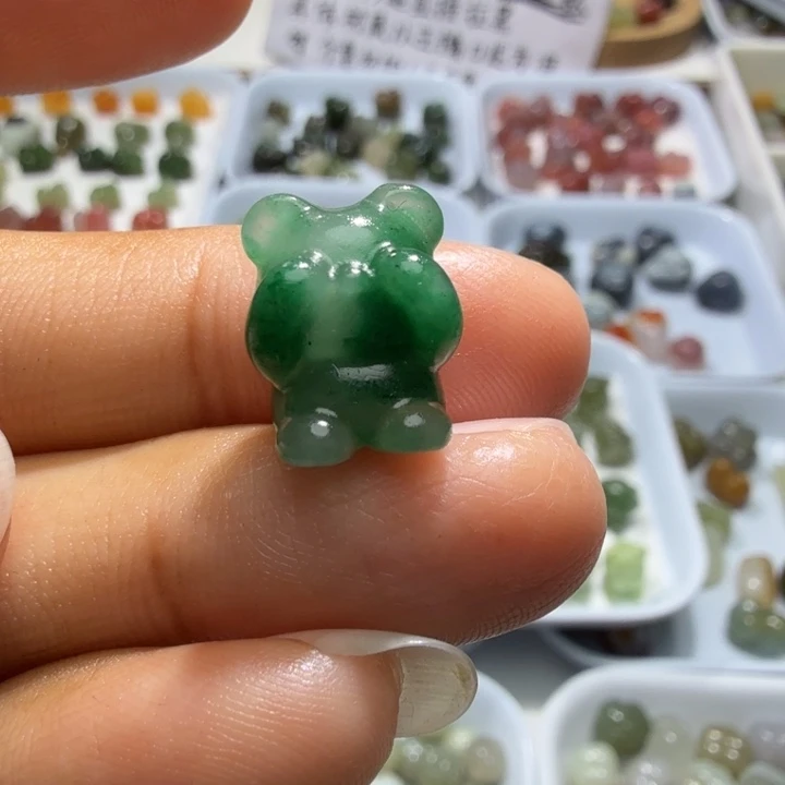 和田玉未镶嵌珠宝奇石