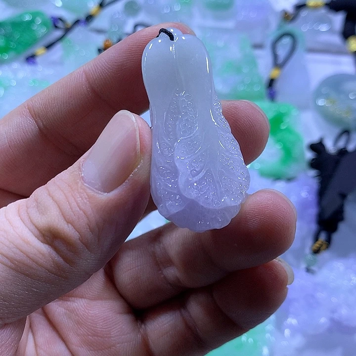 翡翠未镶嵌颈饰天然翡翠A货吊坠