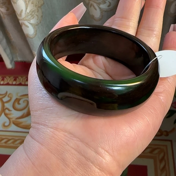 和田玉手镯未镶嵌 满圈红皮老料