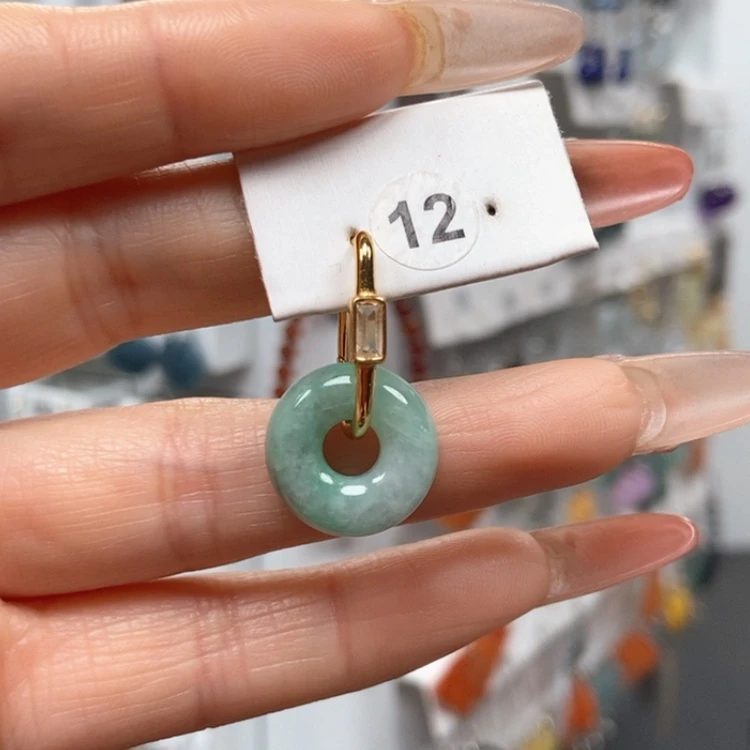 【闪购商品】翡翠耳饰银S925镀金镶嵌博*