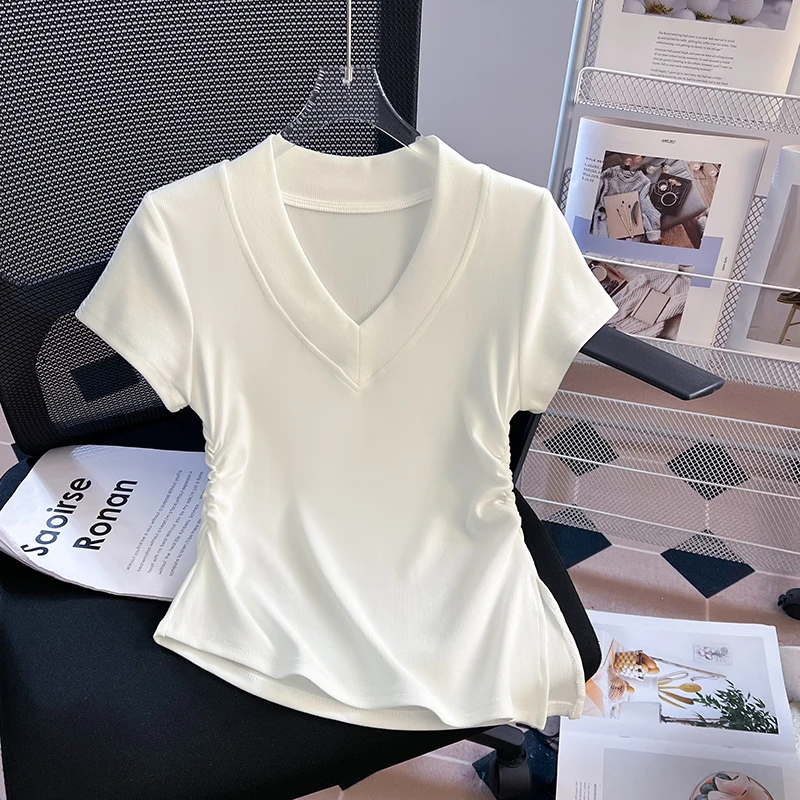 2025夏季新款V领短袖纯欲辣妹风侧边褶皱开叉设计上衣女显瘦t恤