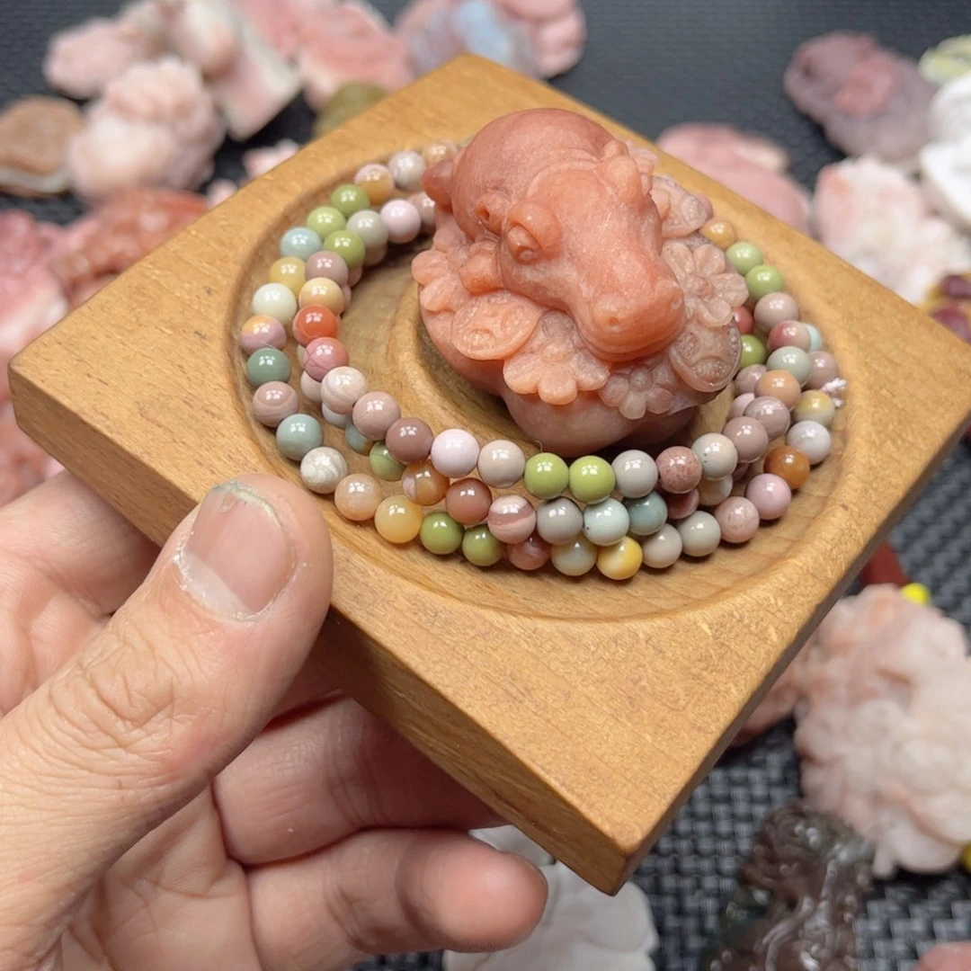 石英质玉颈饰未镶嵌?**运