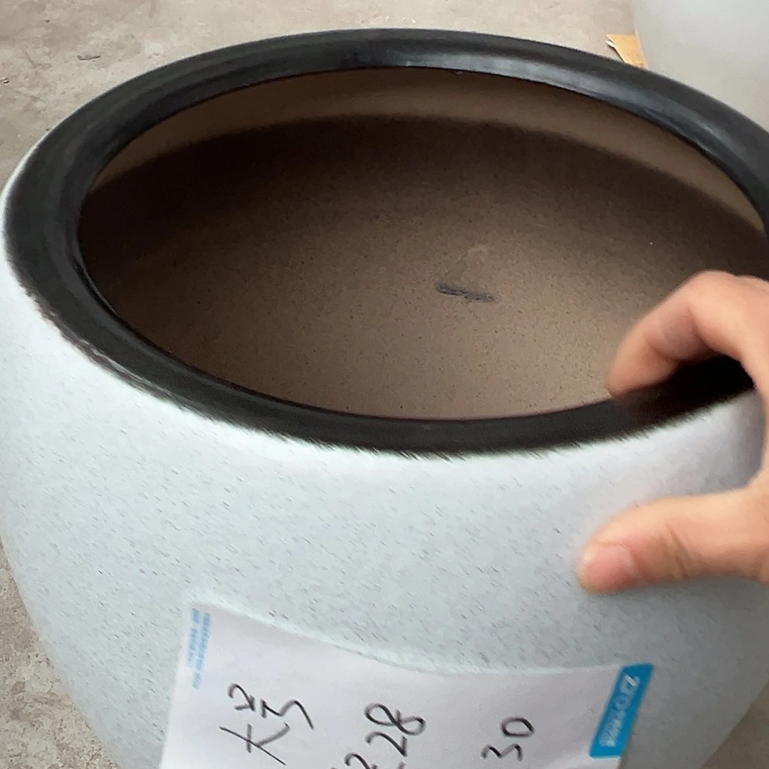 磨砂球盆白色大号陶瓷花盆1个