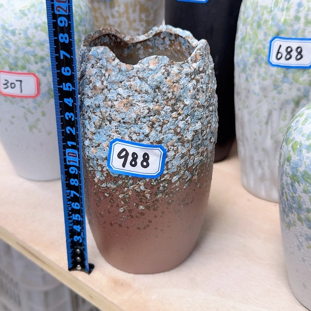 988号陶瓷花瓶17.5厘米一个