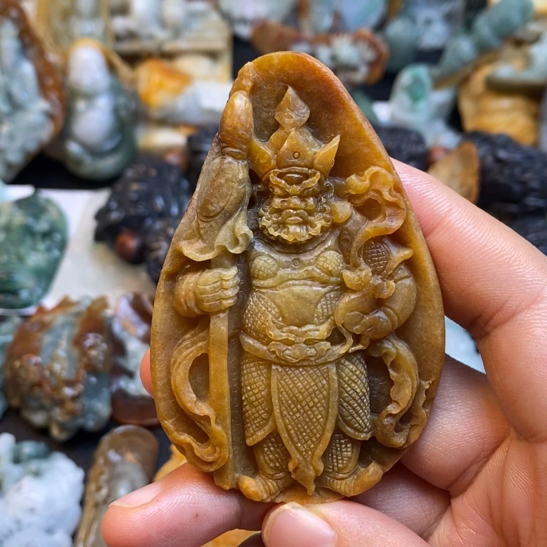 定制翡翠未镶嵌特色1