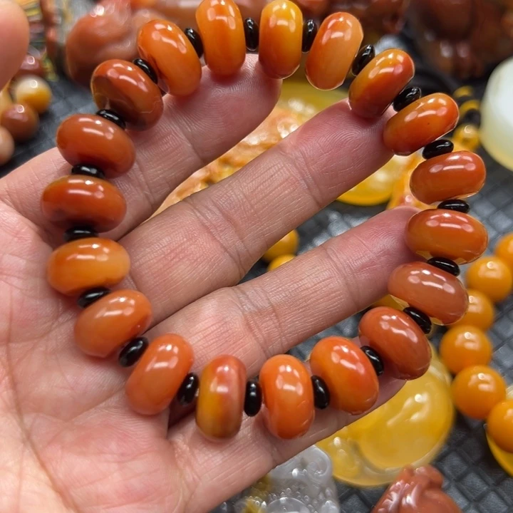 石英质玉（黄龙玉）颈饰未镶嵌肯**意