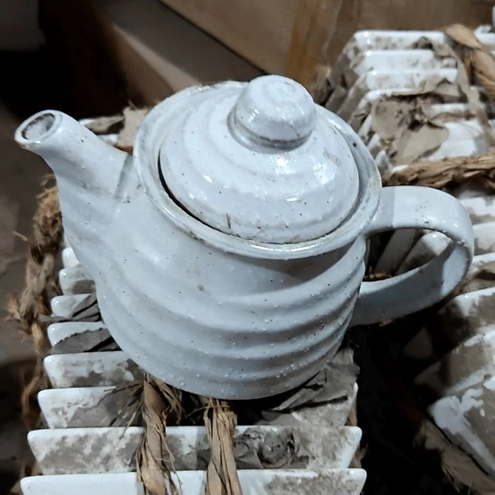 瓷片陶瓷盘子碗啥都有