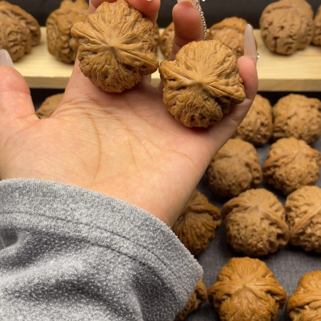 文玩核桃吊坠铁锤42