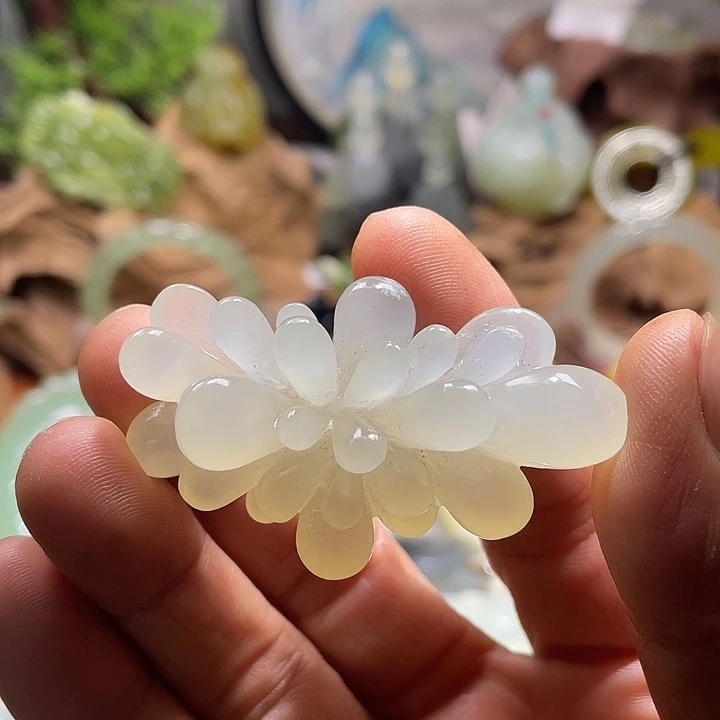 蛇纹石玉未镶嵌珠宝奇石