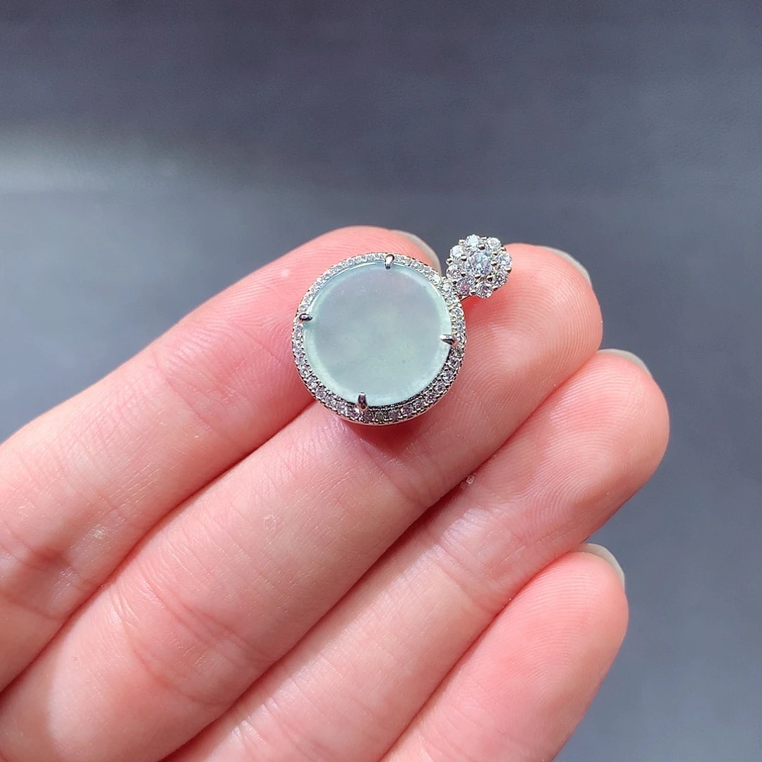 翡翠戒指未镶嵌翡翠