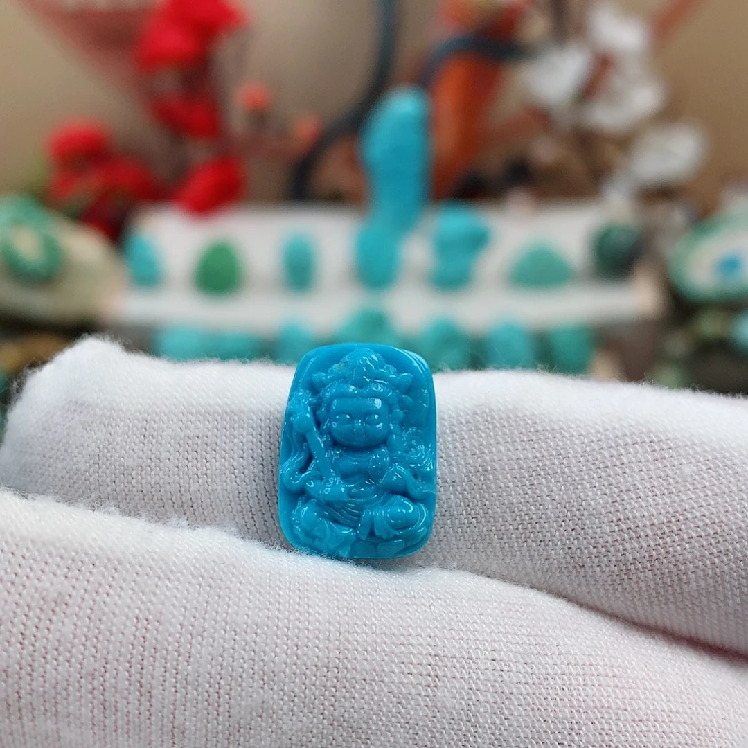 绿松石未镶嵌珠宝奇石