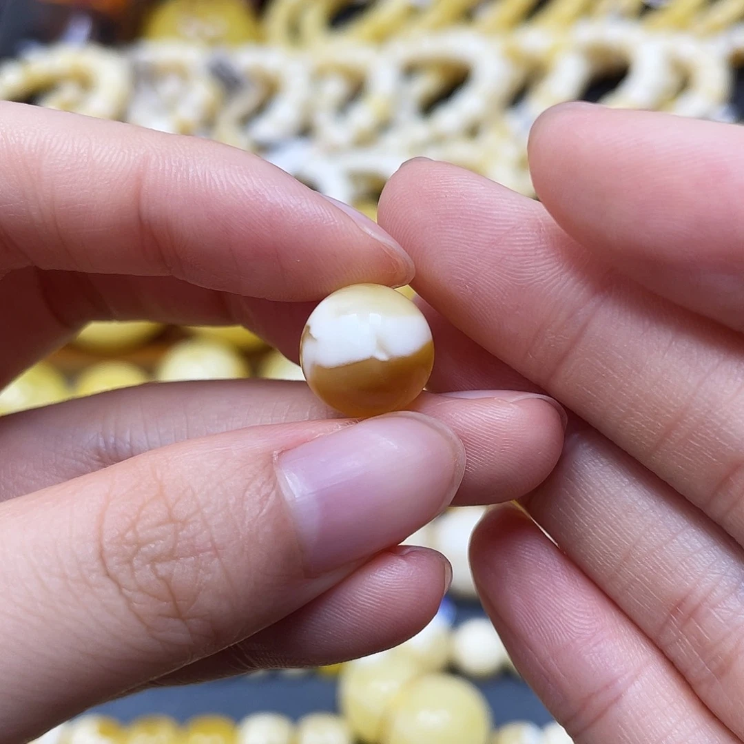 未镶嵌蜜蜡裸石沁色圆珠12mm