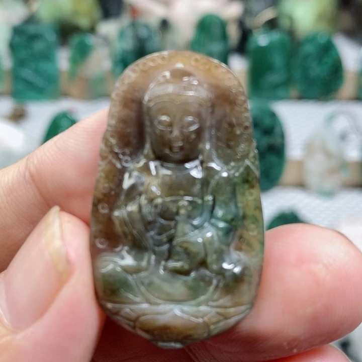 未镶嵌独山玉颈饰