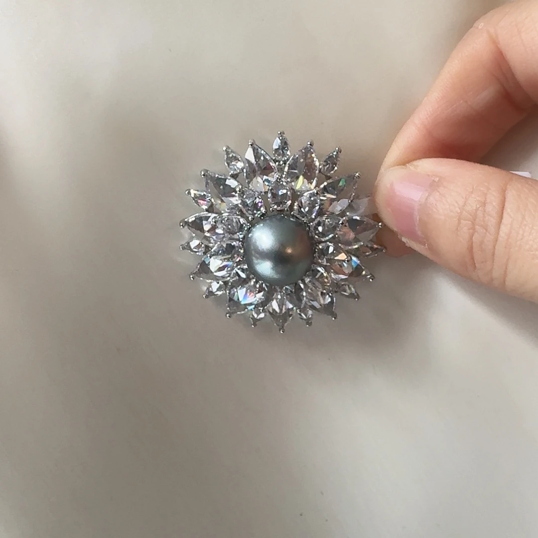 海水珍珠合金胸针