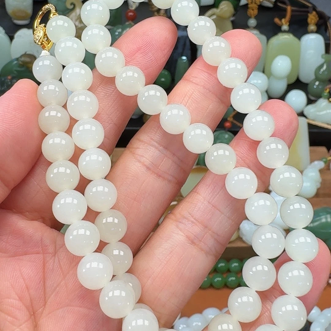 颈饰未镶嵌和田玉