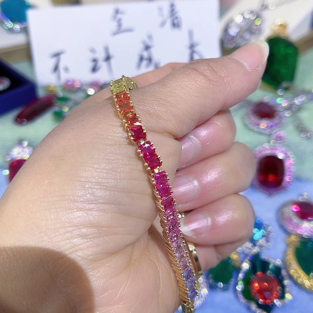 花岗石钨金璀璨夺目