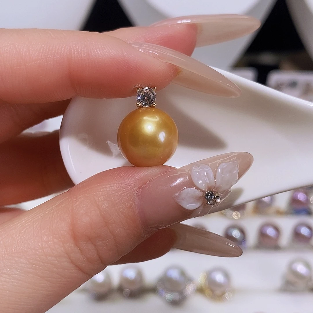 淡水珍珠颈饰银S925镶嵌是**呀