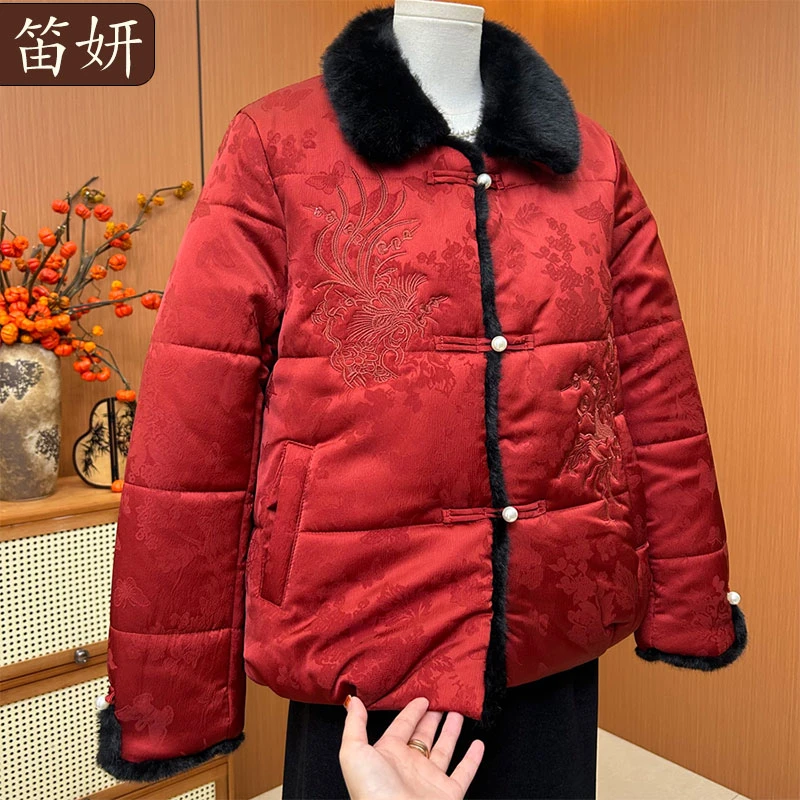 中老年女装妈妈冬装2025新款巨好看的国风洋气加绒加厚棉服外套女