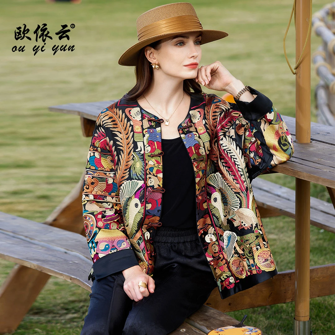 50391欧依云轻奢气质高级感短外套洋气中年女新中式刺绣上衣春装
