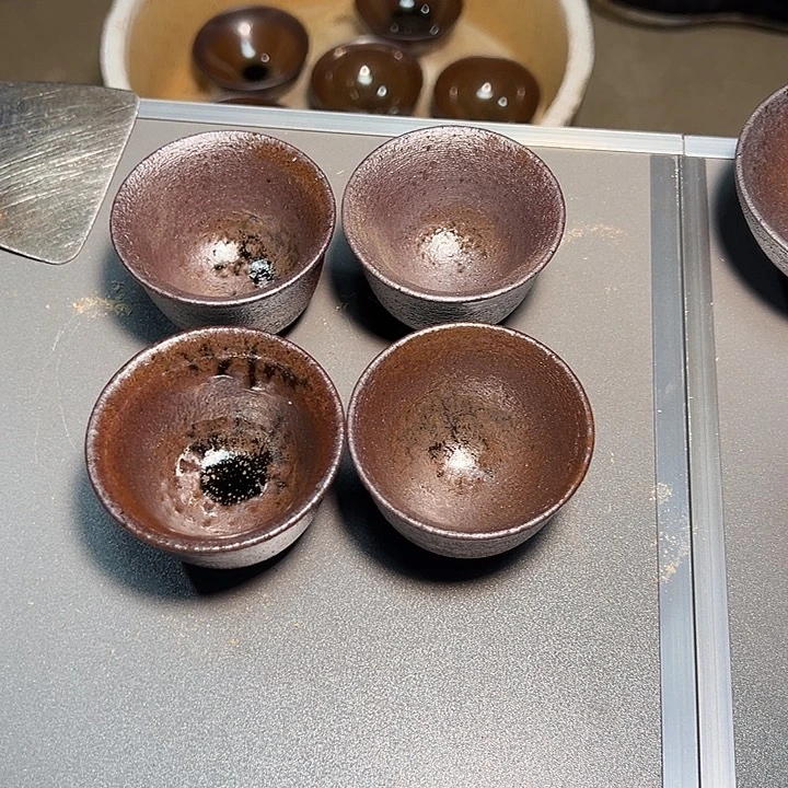 茶盏茶盏哈哈哈哈哈