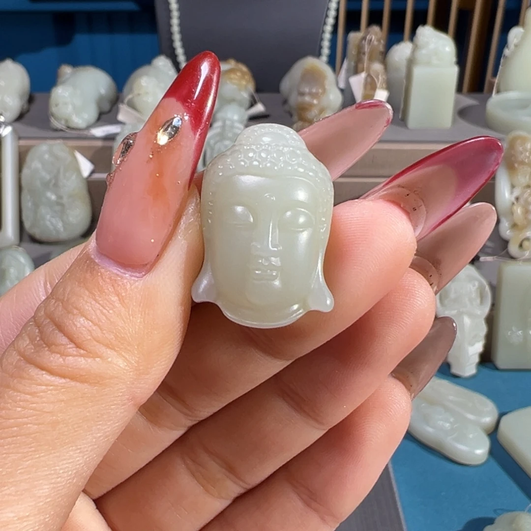 和田玉（糖玉）未镶嵌颈饰