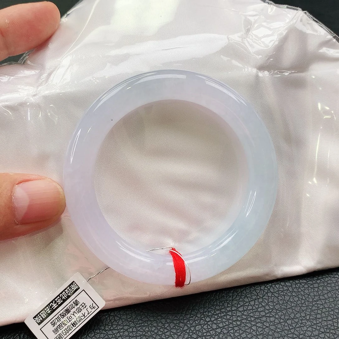 未镶嵌手镯翡翠天然翡翠手镯
