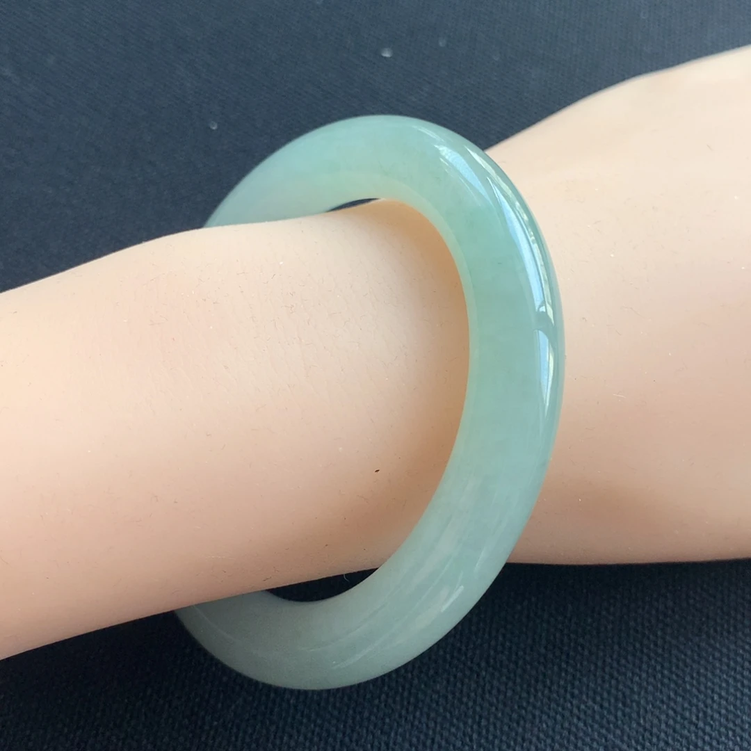 翡翠未镶嵌手镯28号54圆