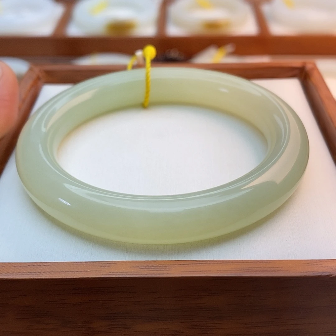 和田玉（白玉）未镶嵌手链