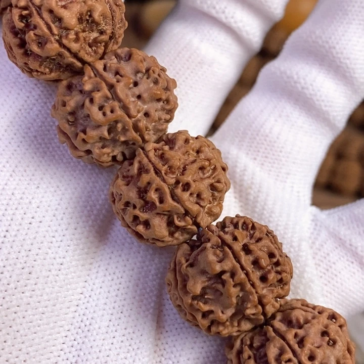 金刚菩提手串20mm六瓣头挑红皮矮桩，蜂窝双龙柴纹款