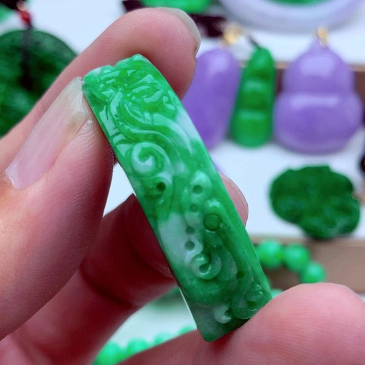 翡翠未镶嵌手链手串