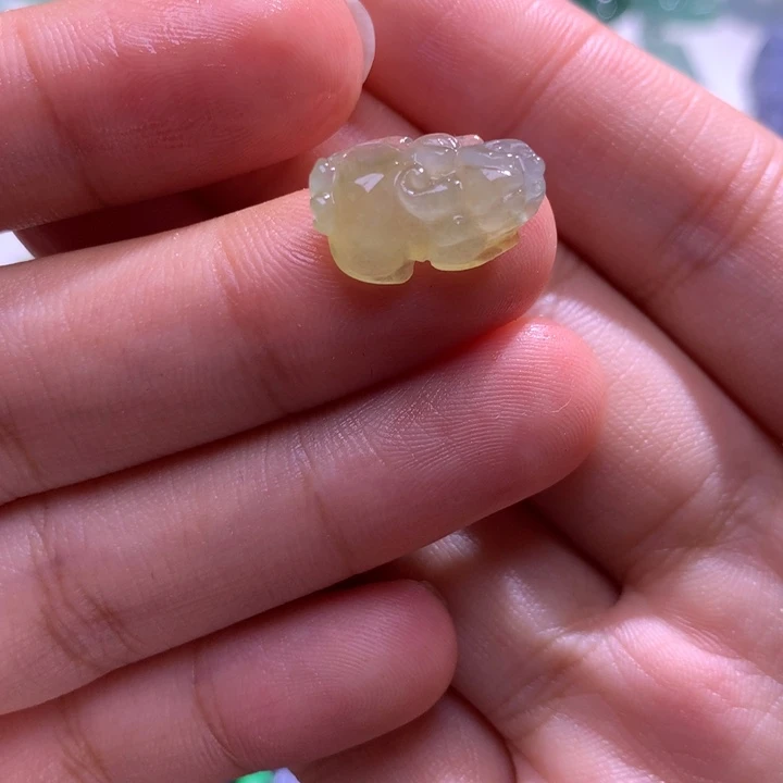 未镶嵌定制翡翠貔貅