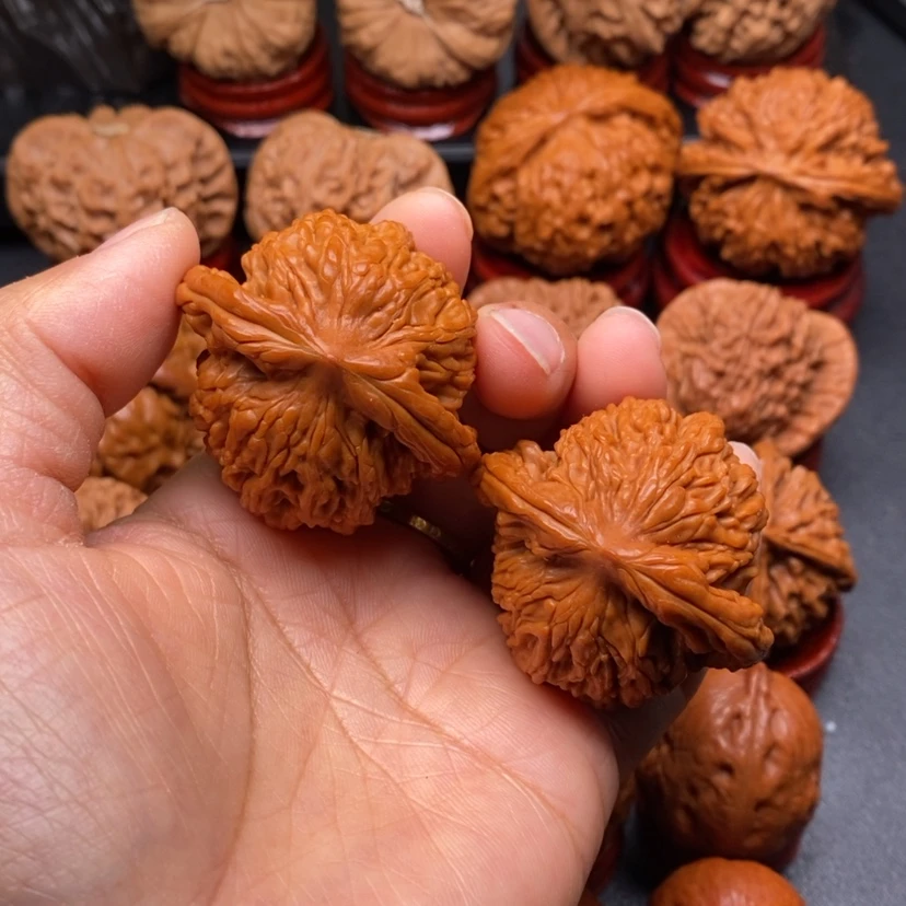 【闪购商品】文玩核桃把件42虎头