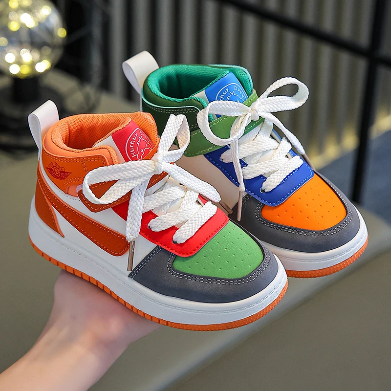 小黄鸭男童鞋中高帮2025新款皮面防水运动鞋秋季儿童鸳鸯休闲板鞋