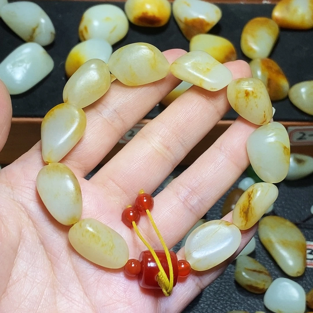 和田玉未镶嵌手链