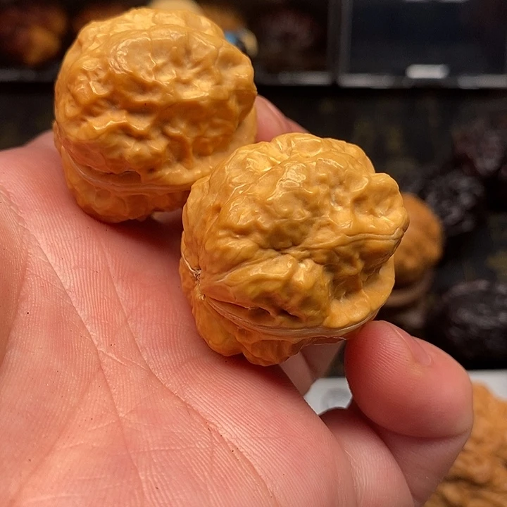 文玩核桃吊坠至尊妖蝉