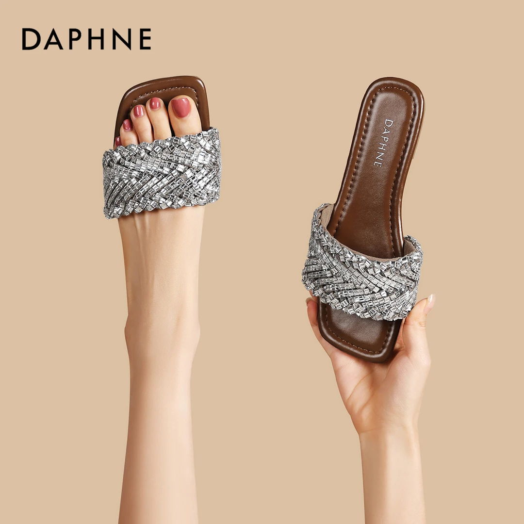 达芙妮品牌正品串珠一字带平底半拖凉鞋2025夏季露趾沙滩度假拖鞋