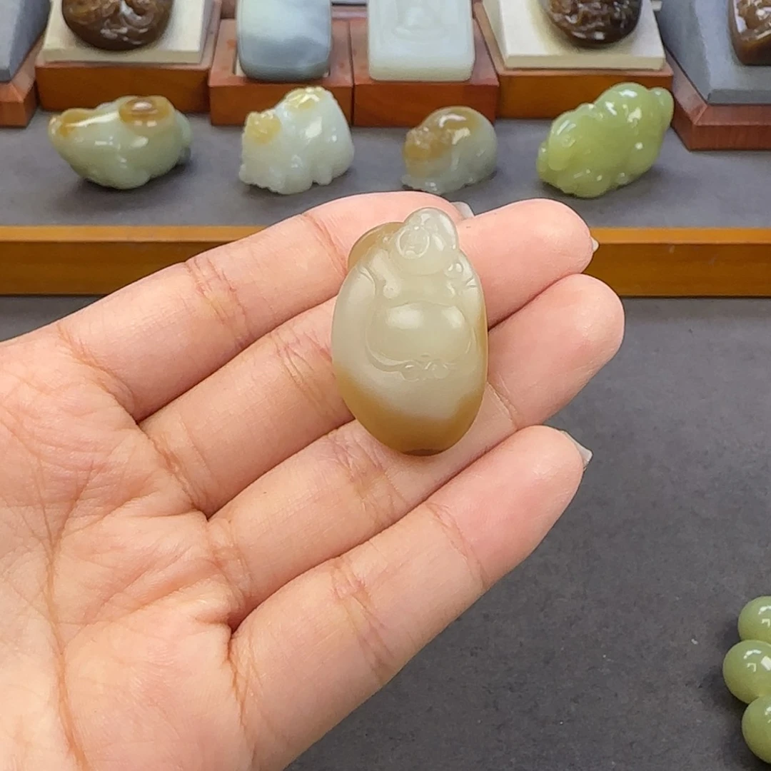 【闪购商品】未镶嵌和田玉定制和田玉