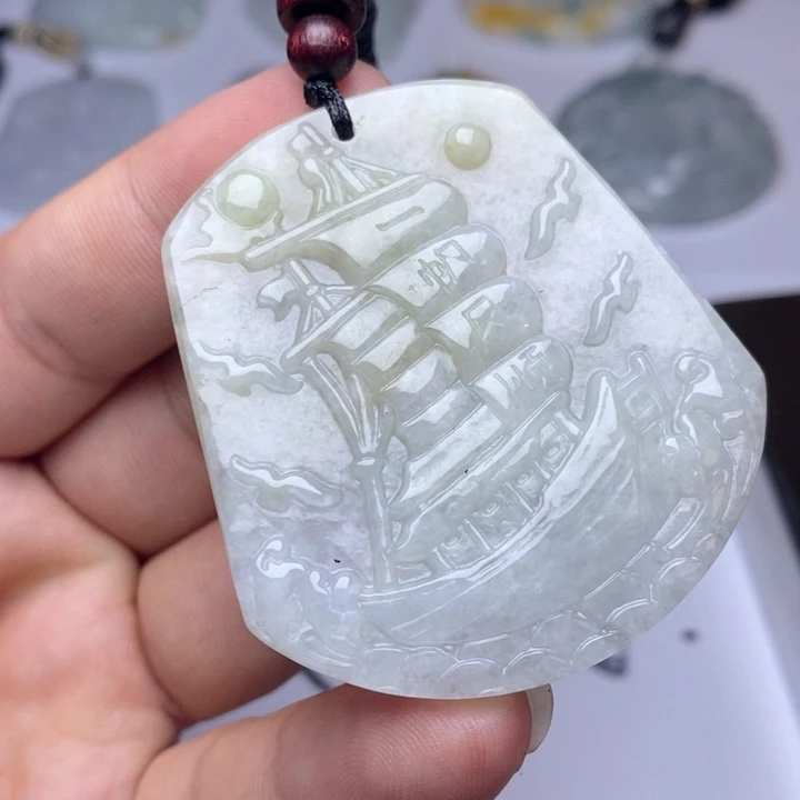 颈饰未镶嵌翡翠翡翠
