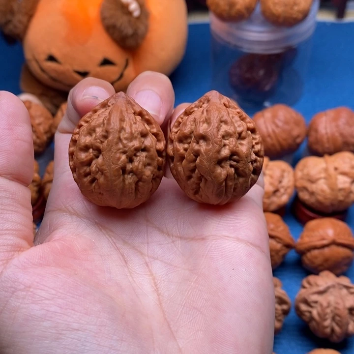 文玩核桃把件小八棱