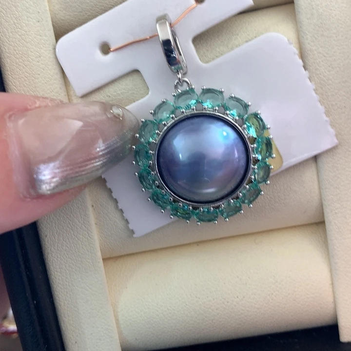 未镶嵌颈饰拼合珍珠（马贝珠）