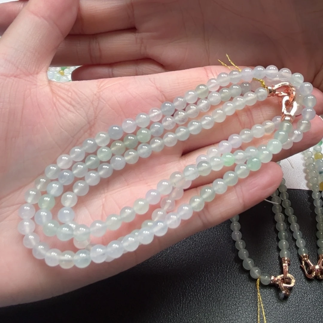 翡翠未镶嵌颈饰缅甸翡翠卡4.9