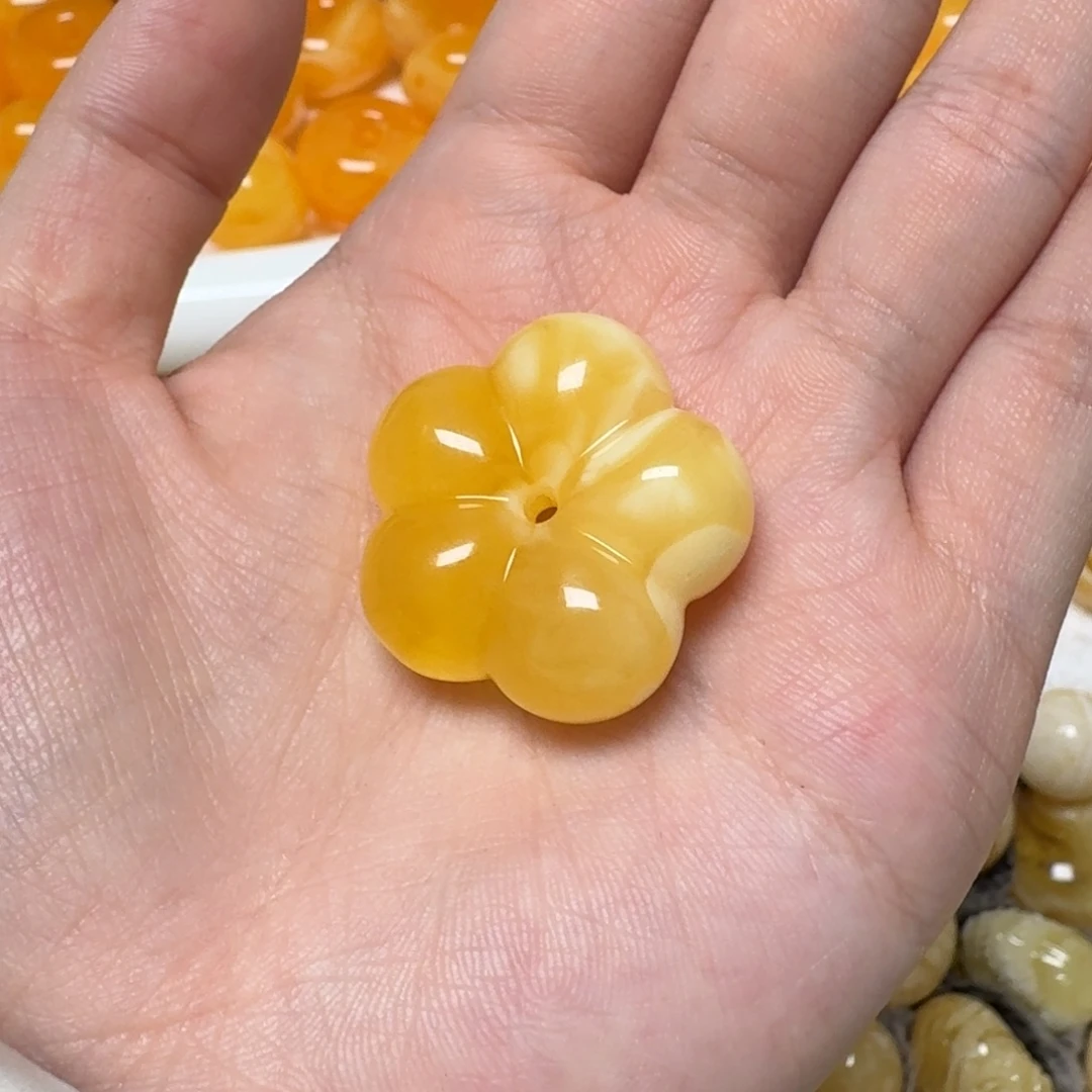 琥珀未镶嵌裸石蜜蜡花