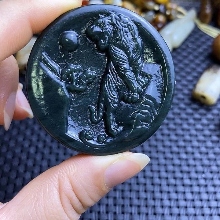 蛇纹石玉未镶嵌吊坠(不含链)