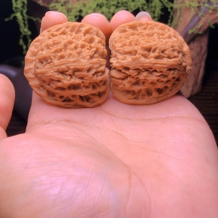 吊坠文玩核桃南疆石